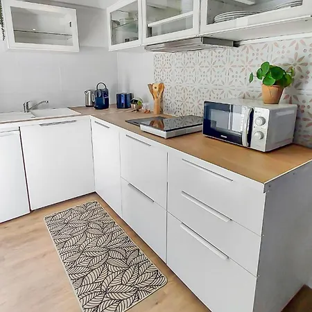 Calme Jardin & Parking Prox Royan 2 *