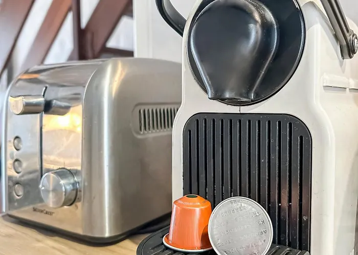 Calme Jardin & Parking Prox Royan 2 * 메디스