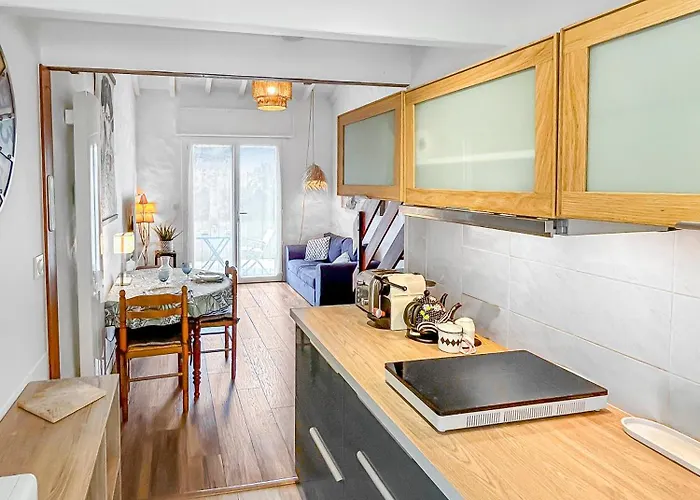 Calme Jardin & Parking Prox Royan 2 아파트 메디스