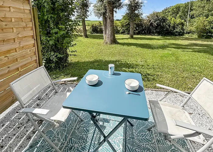 Calme Jardin & Parking Prox Royan 2 * 메디스