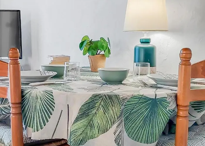 아파트 Calme Jardin & Parking Prox Royan 2 *